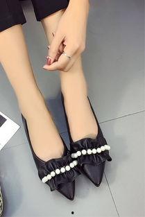 尖头单鞋女欧美穿搭图片,演绎时尚女性的独特魅力